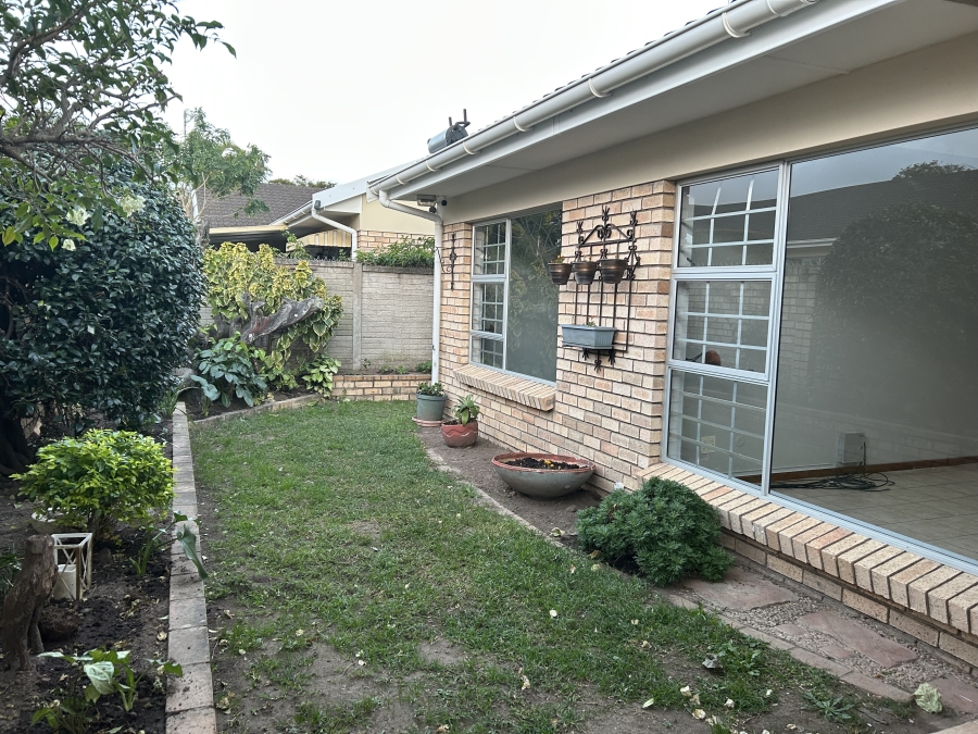 3 Bedroom Property for Sale in Abbotsford Eastern Cape